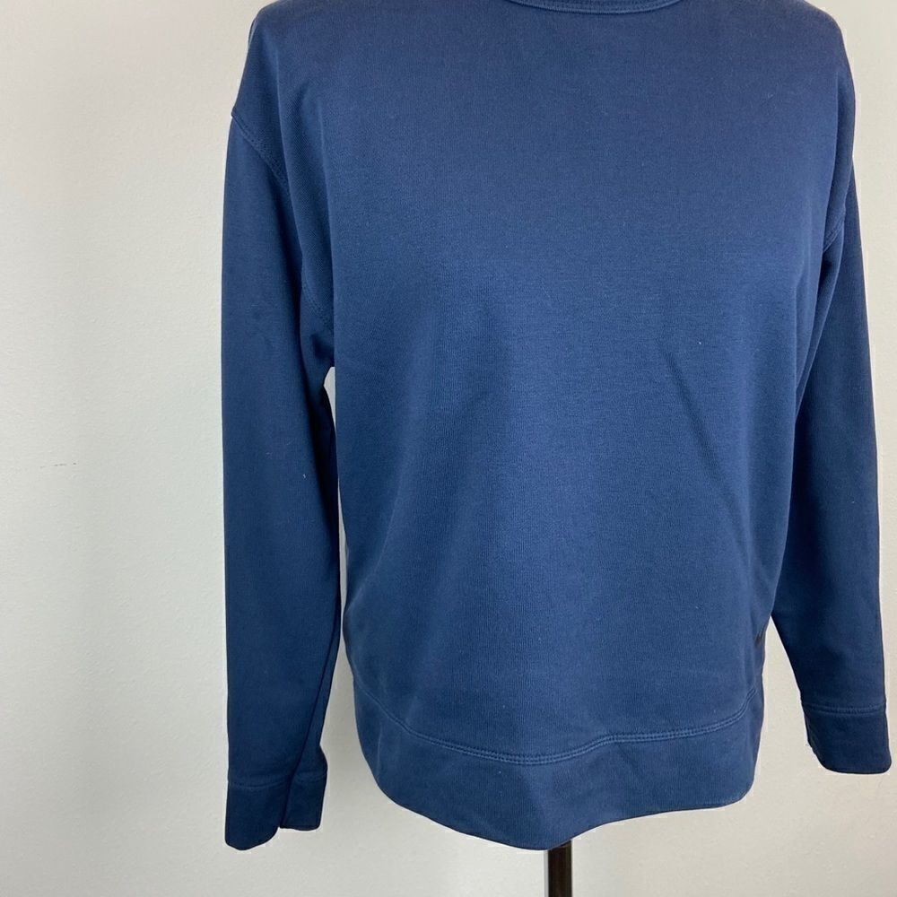 Nike Dri-Fit Versa Open Back Sweatshirt - Picture 3 of 7